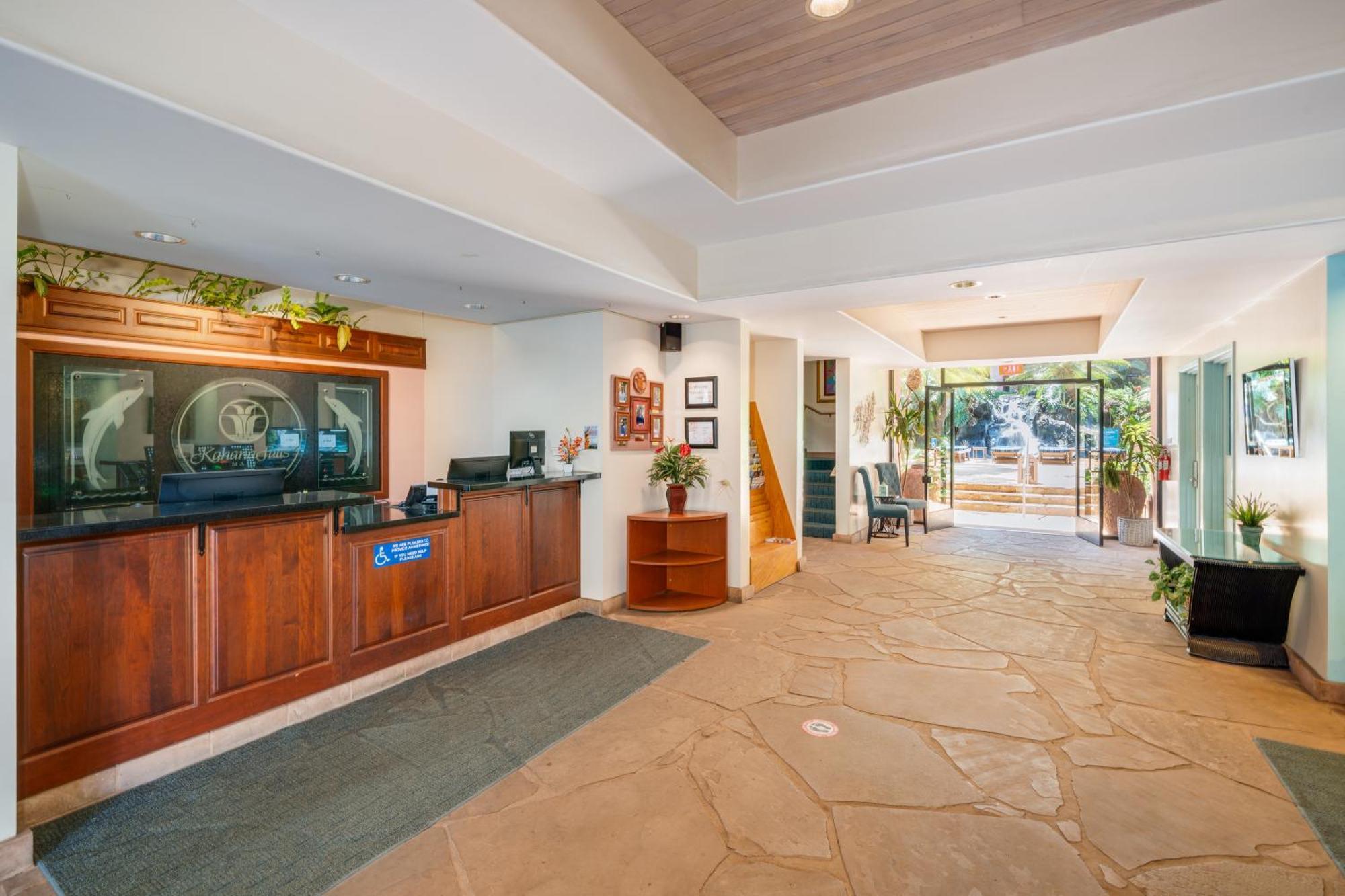 Kahana Falls Resort Napili-Honokowai Dış mekan fotoğraf