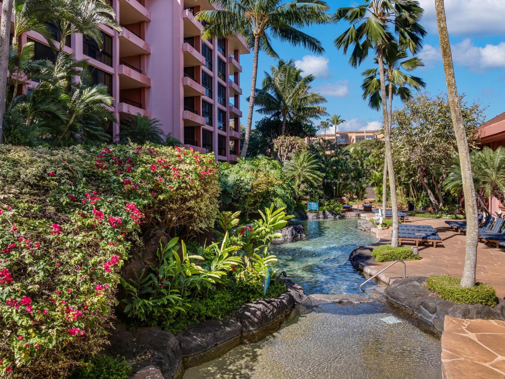 Kahana Falls Resort Napili-Honokowai Dış mekan fotoğraf
